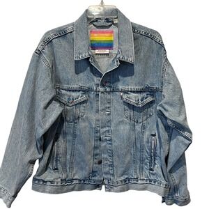 Levi's Denim Pride Liberation Trucker Jacket LGBTQ Rainbow Light‎ Wash - M
